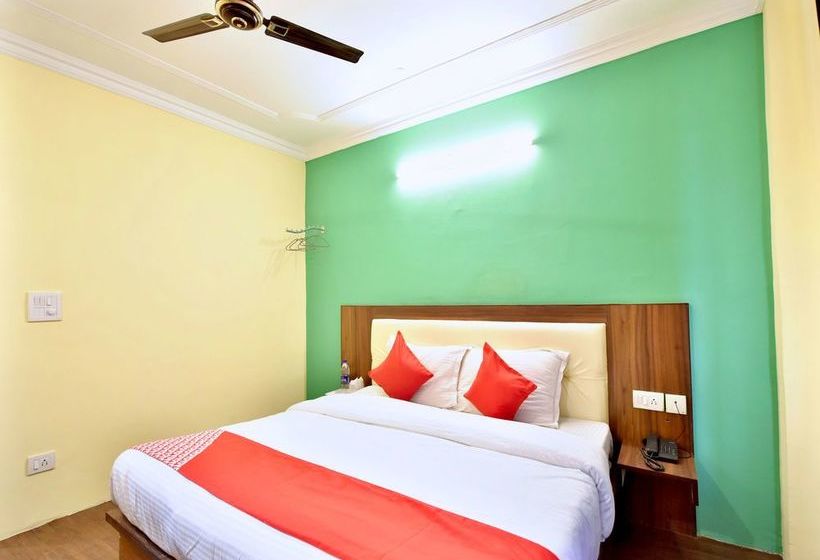 Hotel Isha Residency 9