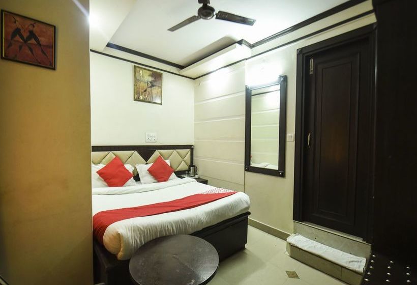 Oyo 16706 Hotel Lhasa 14