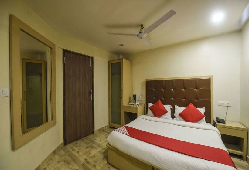 Oyo 16706 Hotel Lhasa 4