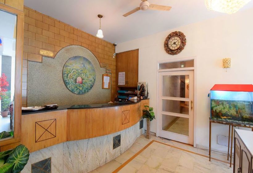 Hotel Oyo 17097 Kenwood Resort 3