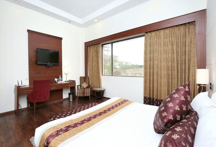 Hotel Oyo 14718 Woods Resorts 10