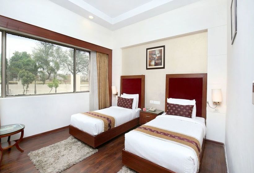 Hotel Oyo 14718 Woods Resorts 12