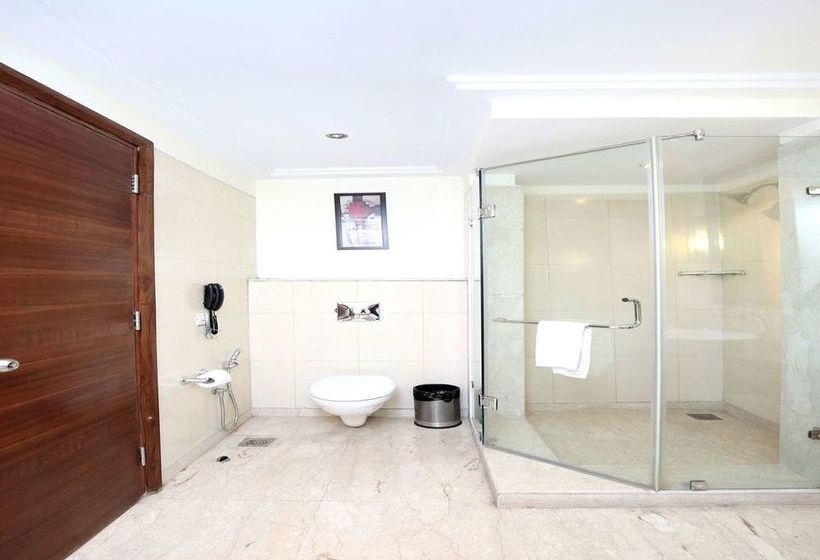 Hotel Oyo 14718 Woods Resorts 14