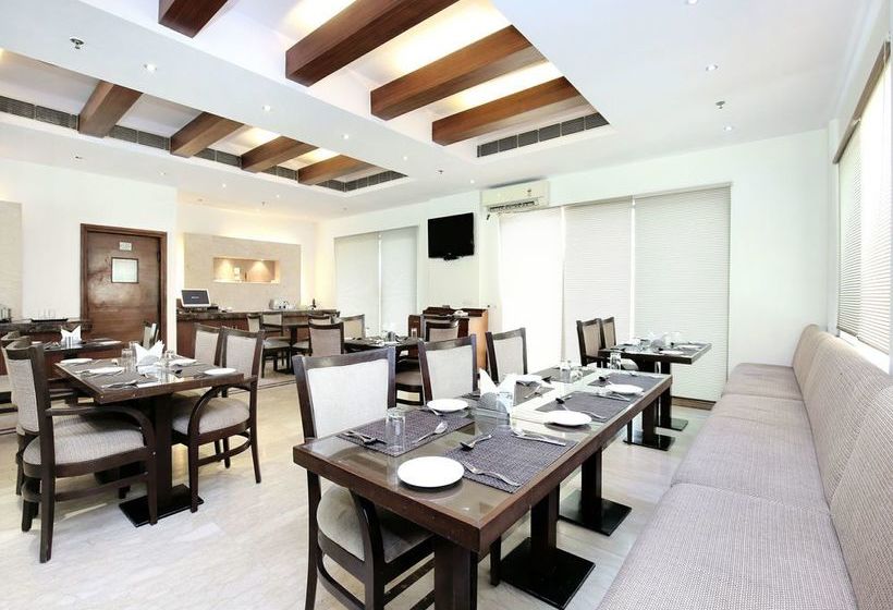 Hotel Oyo 14718 Woods Resorts 17