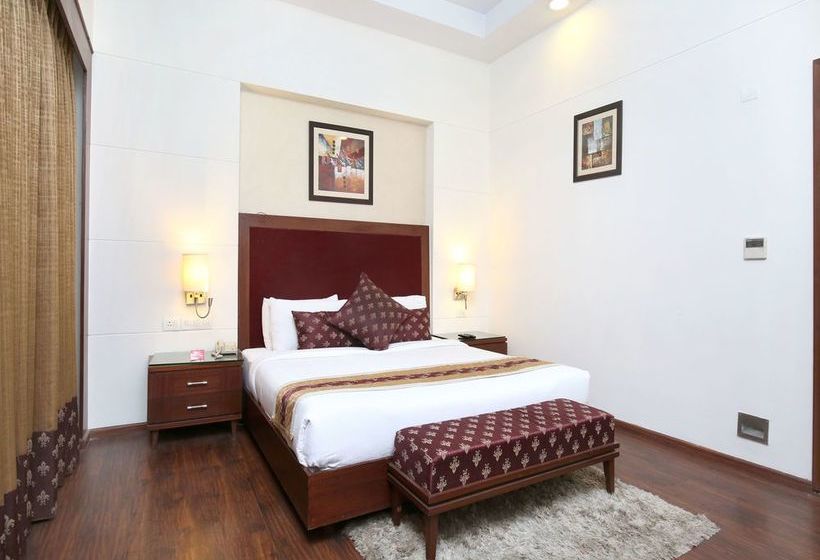 Hotel Oyo 14718 Woods Resorts 7