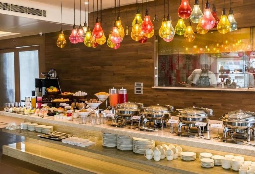 Hotel Amara Gateway 11