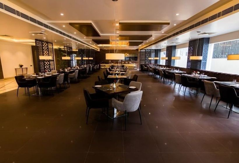 Hotel Amara Gateway 12