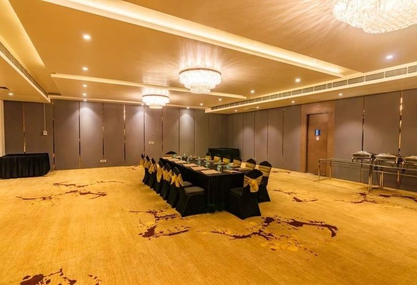 Hotel Amara Gateway 17