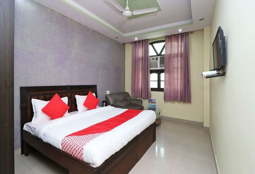 Oyo 14708 Hotel Ashiyana 13