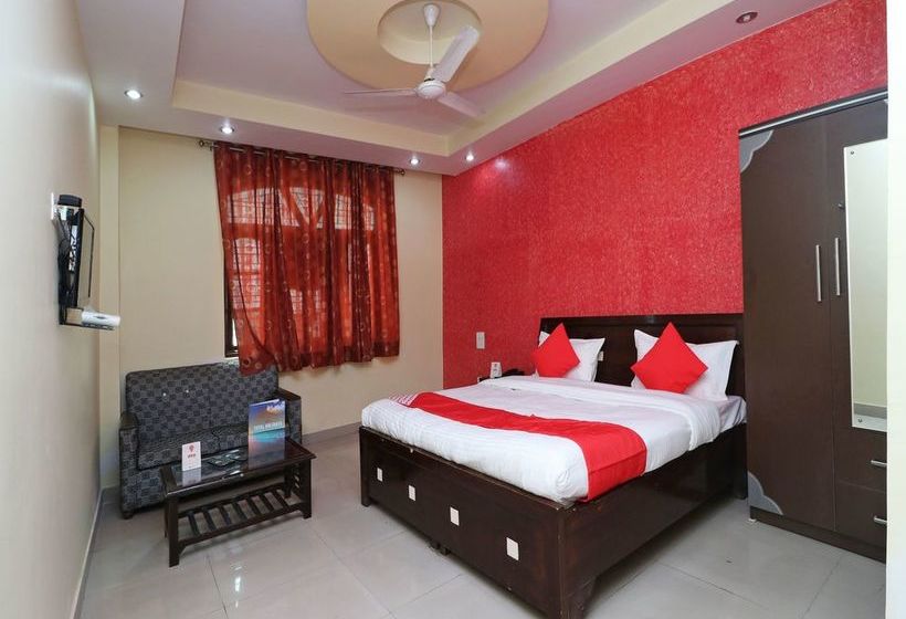 Oyo 14708 Hotel Ashiyana 8