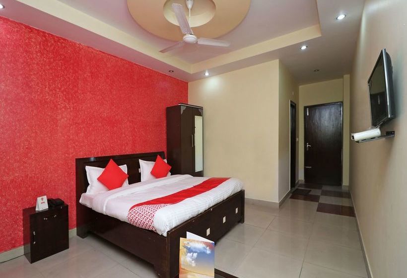 Oyo 14708 Hotel Ashiyana 9