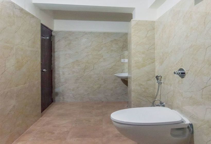 Hotel Oyo 12347 Mv Residency 18