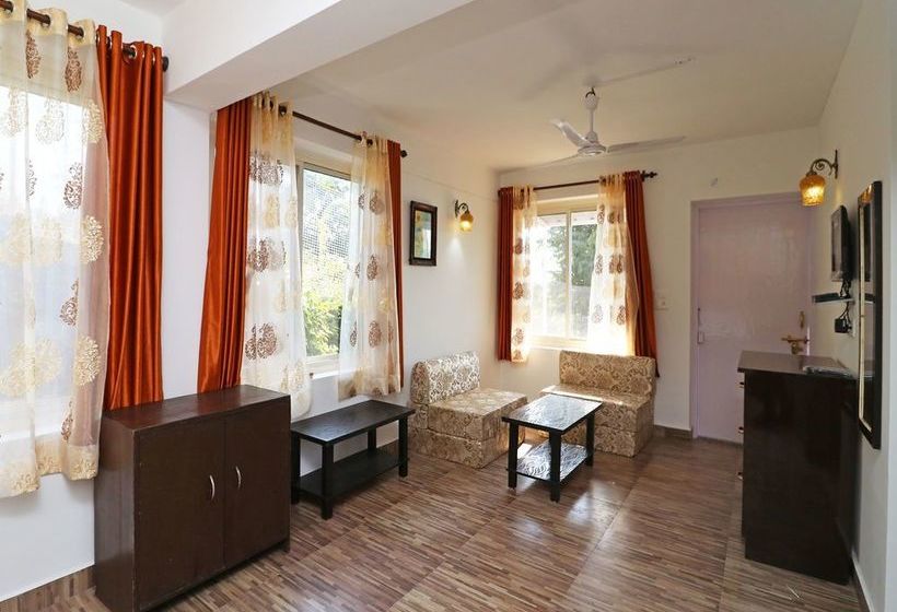Pension Oyo 10770 Home Modern 2bhk Villa Naukichiyatal 1