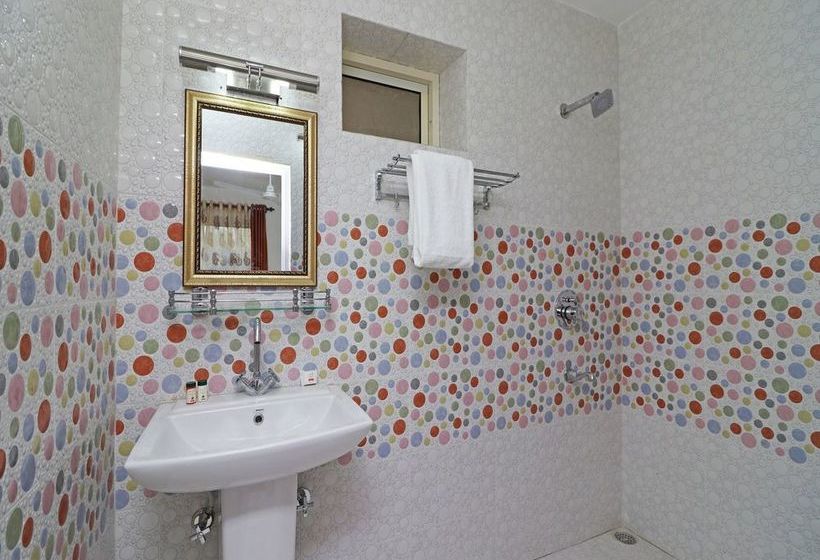 Pension Oyo 10770 Home Modern 2bhk Villa Naukichiyatal 16