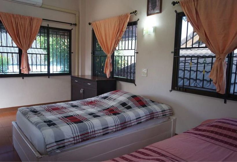 Pension Three Moons Homestay 12