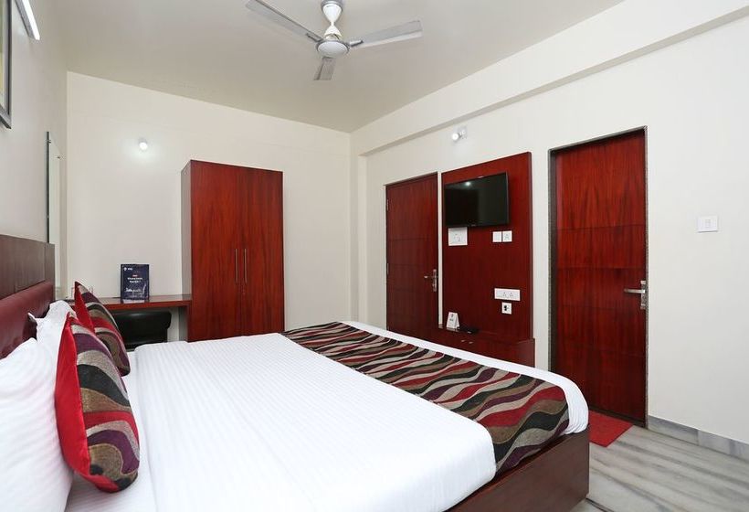 Hotel Oyo 3518 The Room 2 8