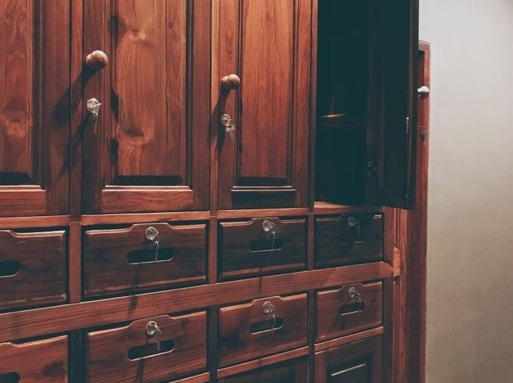 Bloom Cafe & Hostel 13