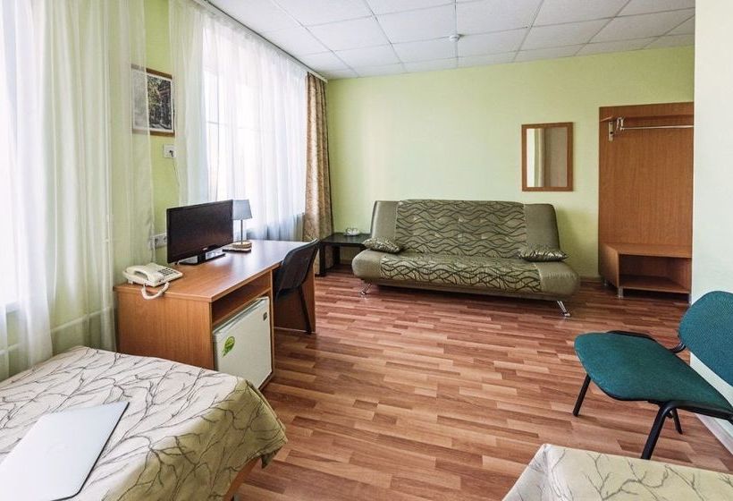 Hotel Bolshoy Ural 8