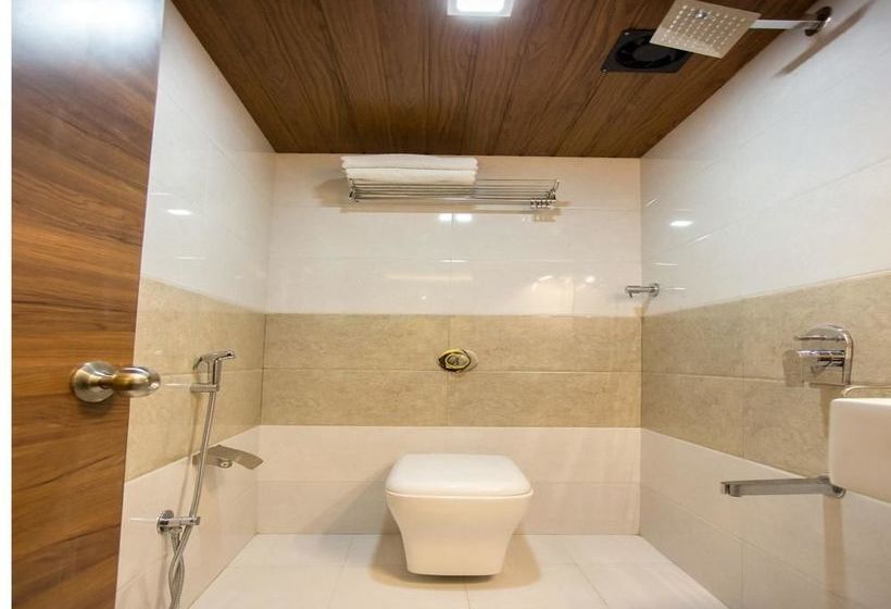 OYO 7154 Hotel Highland Residency 14