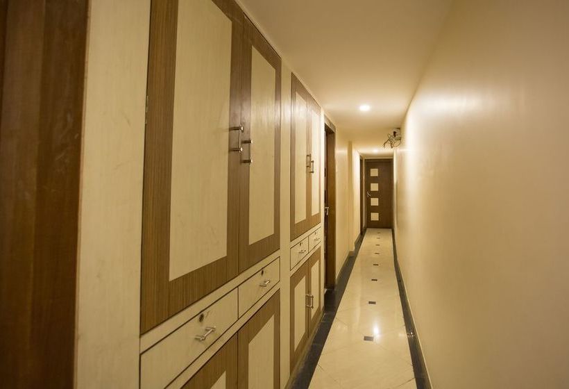 OYO 7154 Hotel Highland Residency 16