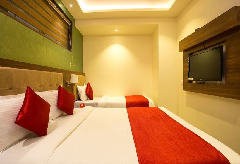 OYO 7154 Hotel Highland Residency 5