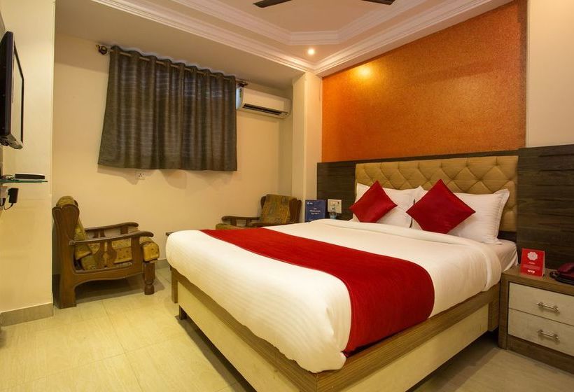 OYO 7154 Hotel Highland Residency 9