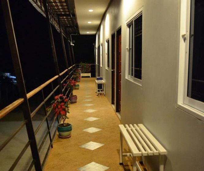 Hotel Pool Pimaan Resort 11