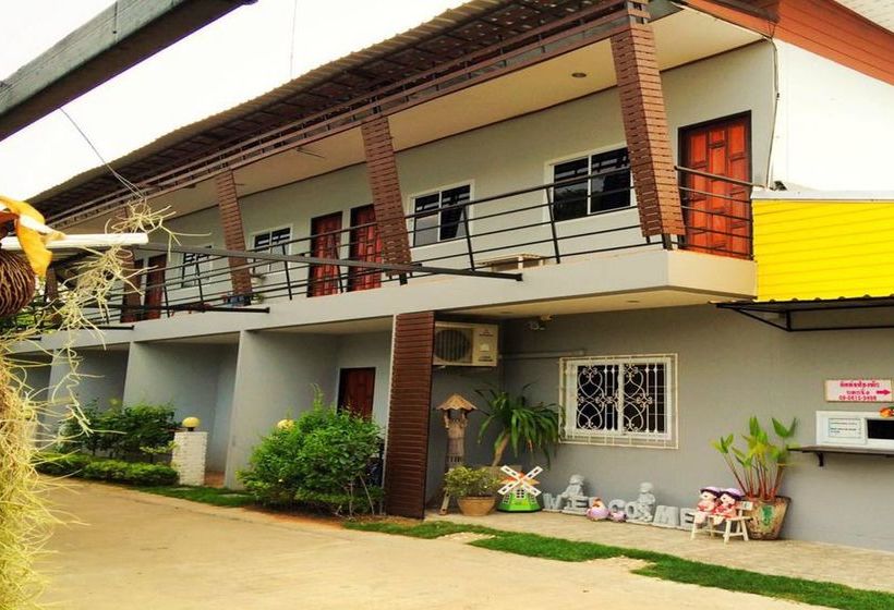 Hotel Pool Pimaan Resort 20