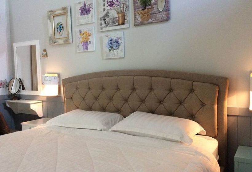 Pension Baan Jaokorkluay 3