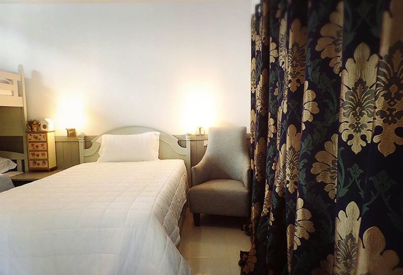 Pension Baan Jaokorkluay 4