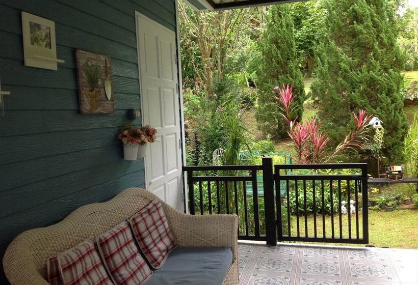 Pension Baan Jaokorkluay 8