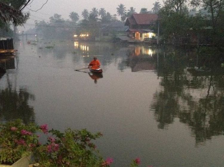 Pension Baan Dalha 8