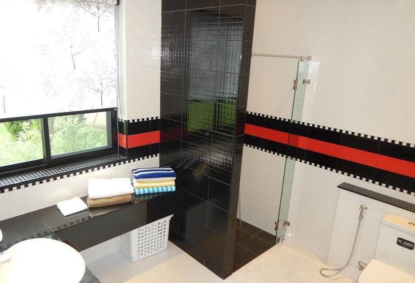 Luxury Countryside Villa 17