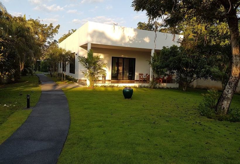 Luxury Countryside Villa 3