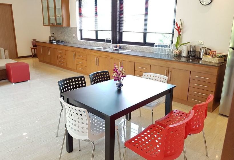 Luxury Countryside Villa 8