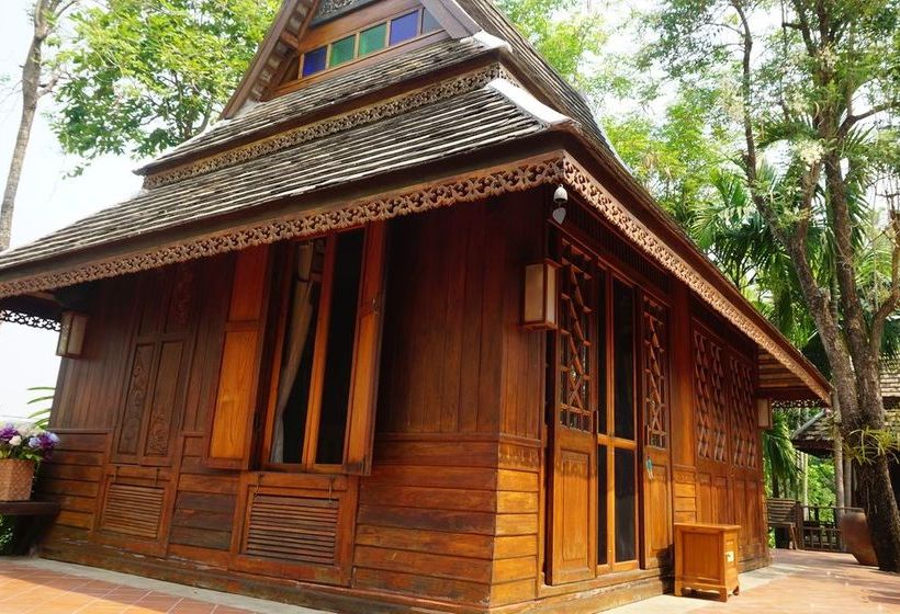 Hotel Baansuwanburi 19