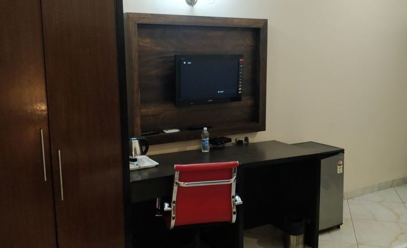 Hotel Mansarover Paradise 7