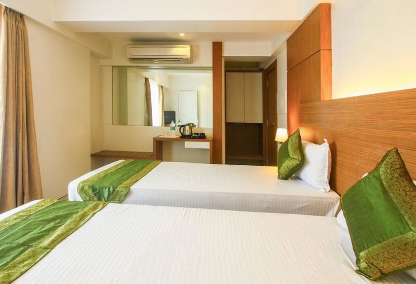 Hotel Treebo Laxvas 20