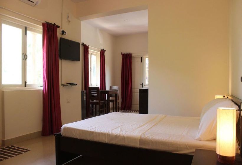 Oyo 9213 Home Studios Near Tito S Lane 1