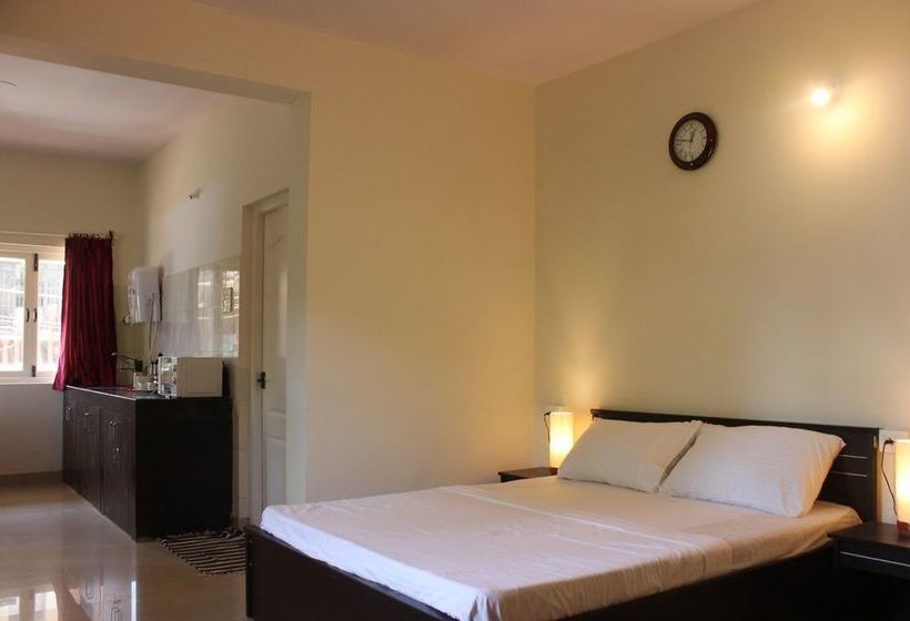 Oyo 9213 Home Studios Near Tito S Lane 11