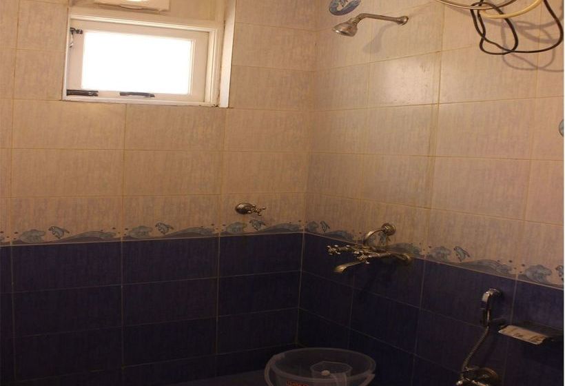 Oyo 9213 Home Studios Near Tito S Lane 2