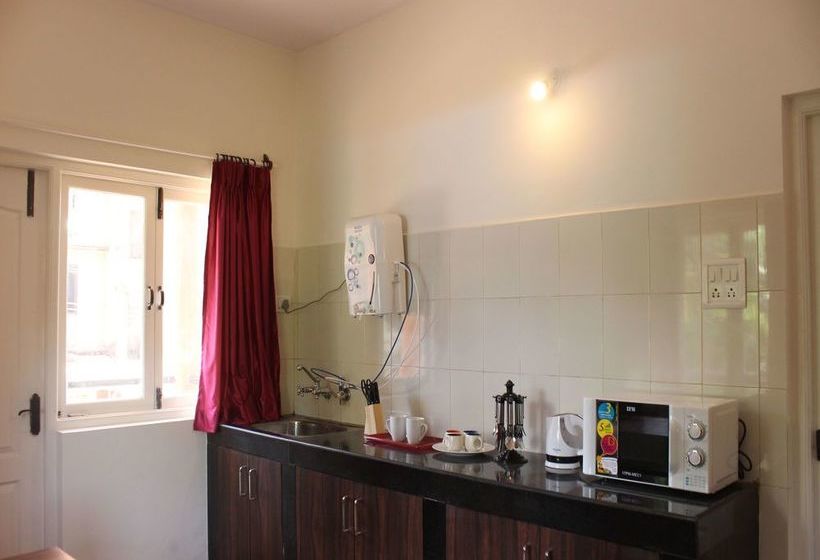 Oyo 9213 Home Studios Near Tito S Lane 3