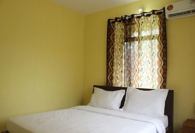 Oyo 9280 Home 2 Bhk Miramar Beach 10