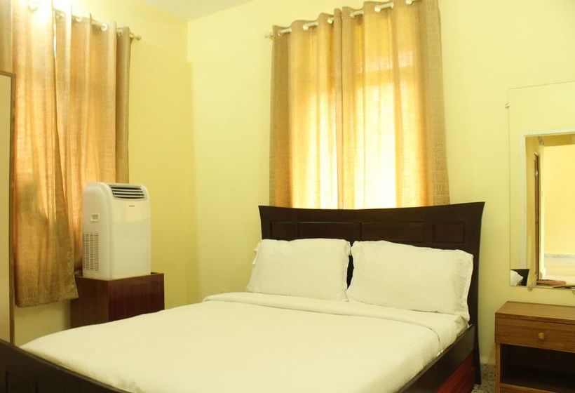 Oyo 9280 Home 2 Bhk Miramar Beach 6