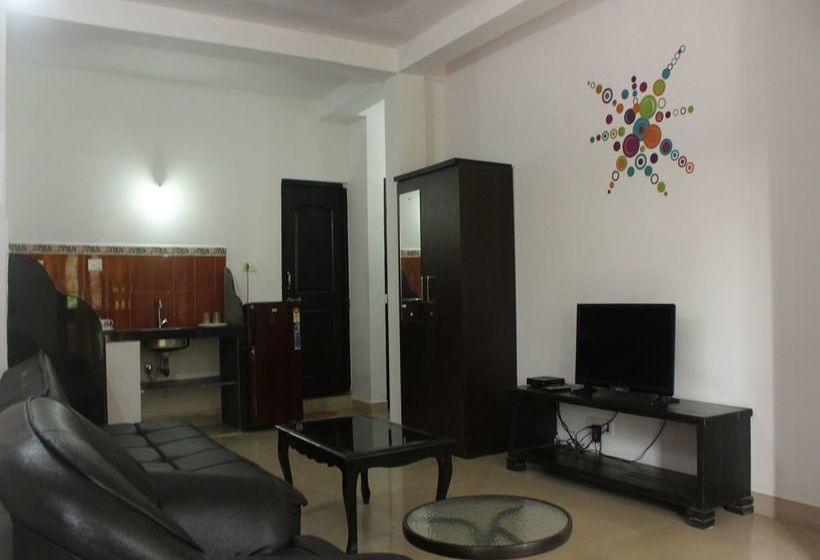 Oyo 10403 Home Modern Studios Candolim 12