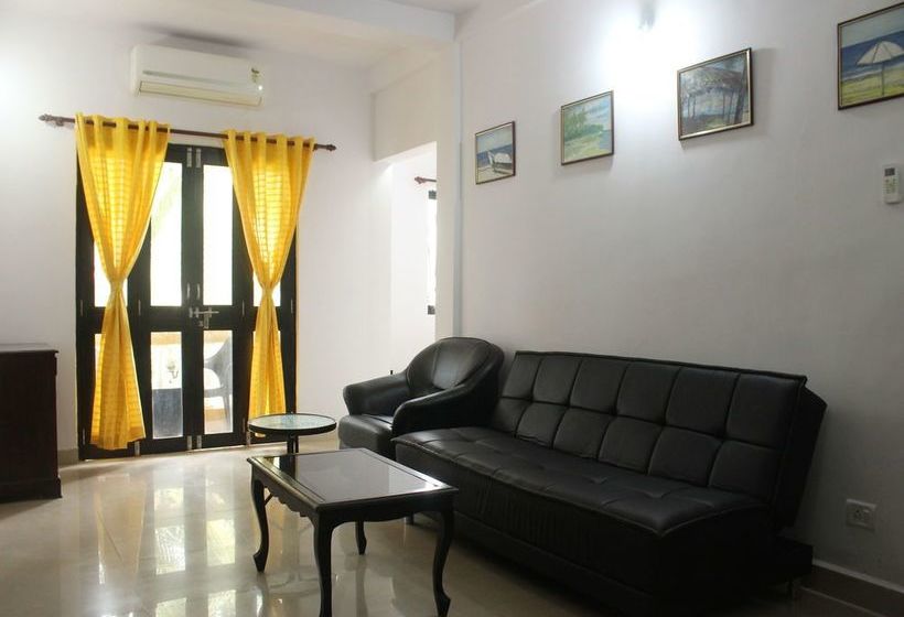 Oyo 10403 Home Modern Studios Candolim 13