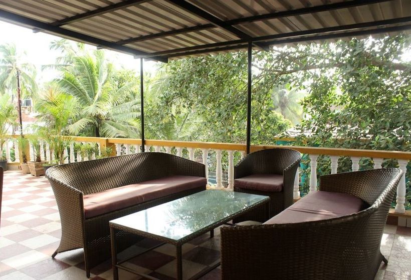 Oyo 10403 Home Modern Studios Candolim 20