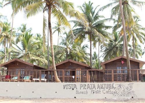 Vista Praia Beachfront Cottages 8