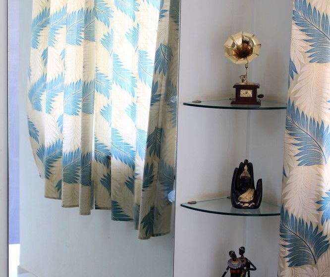 Modern Apartment With Terrace  Cm001