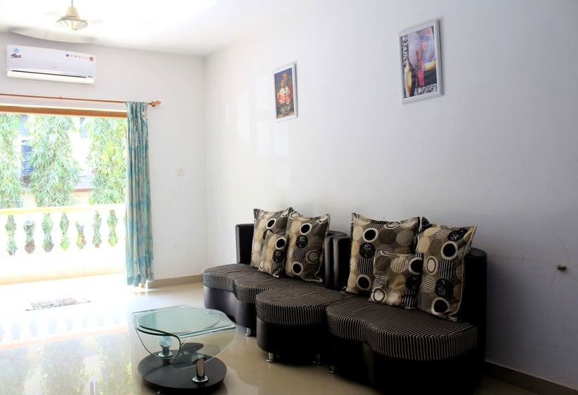 Spacious Fully Ac Apartment Cm040 14